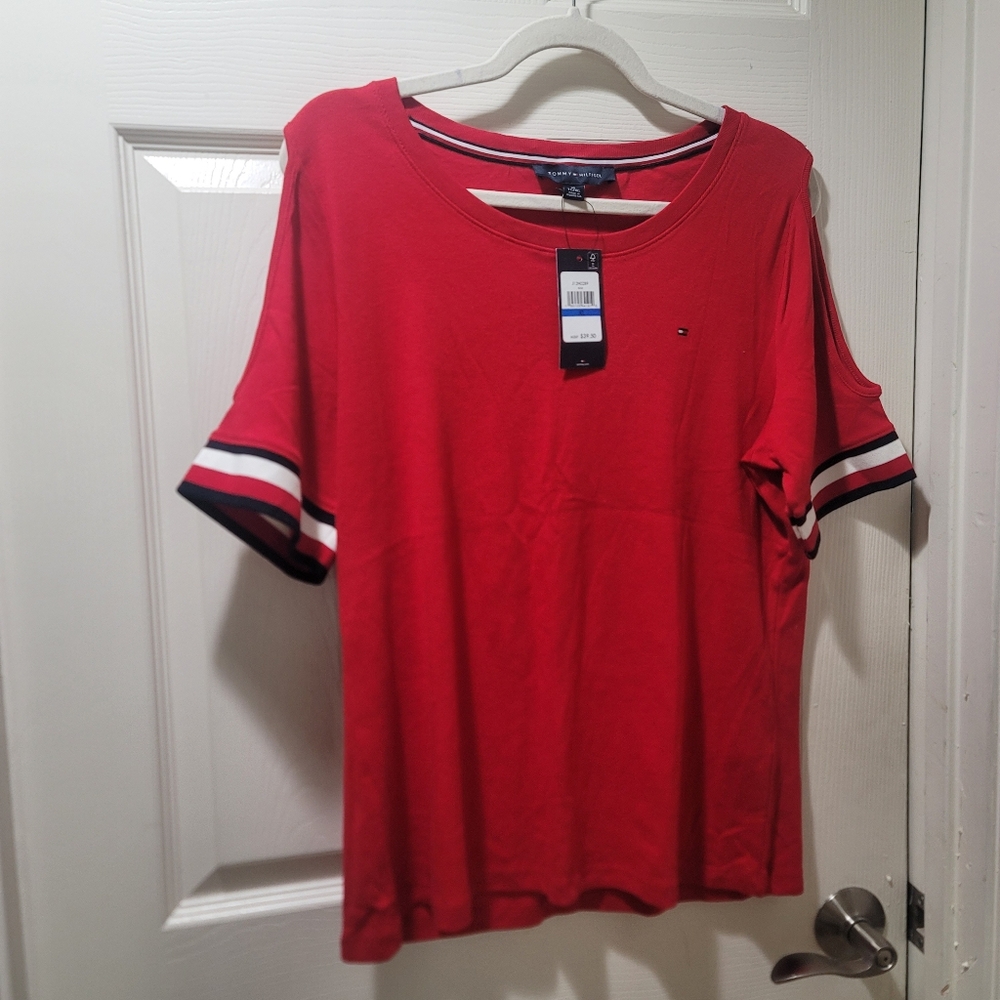 NWT Tommy Hilfiger Red and White T-Shirts XL - 2 For 1!! - Picture 10 of 10
